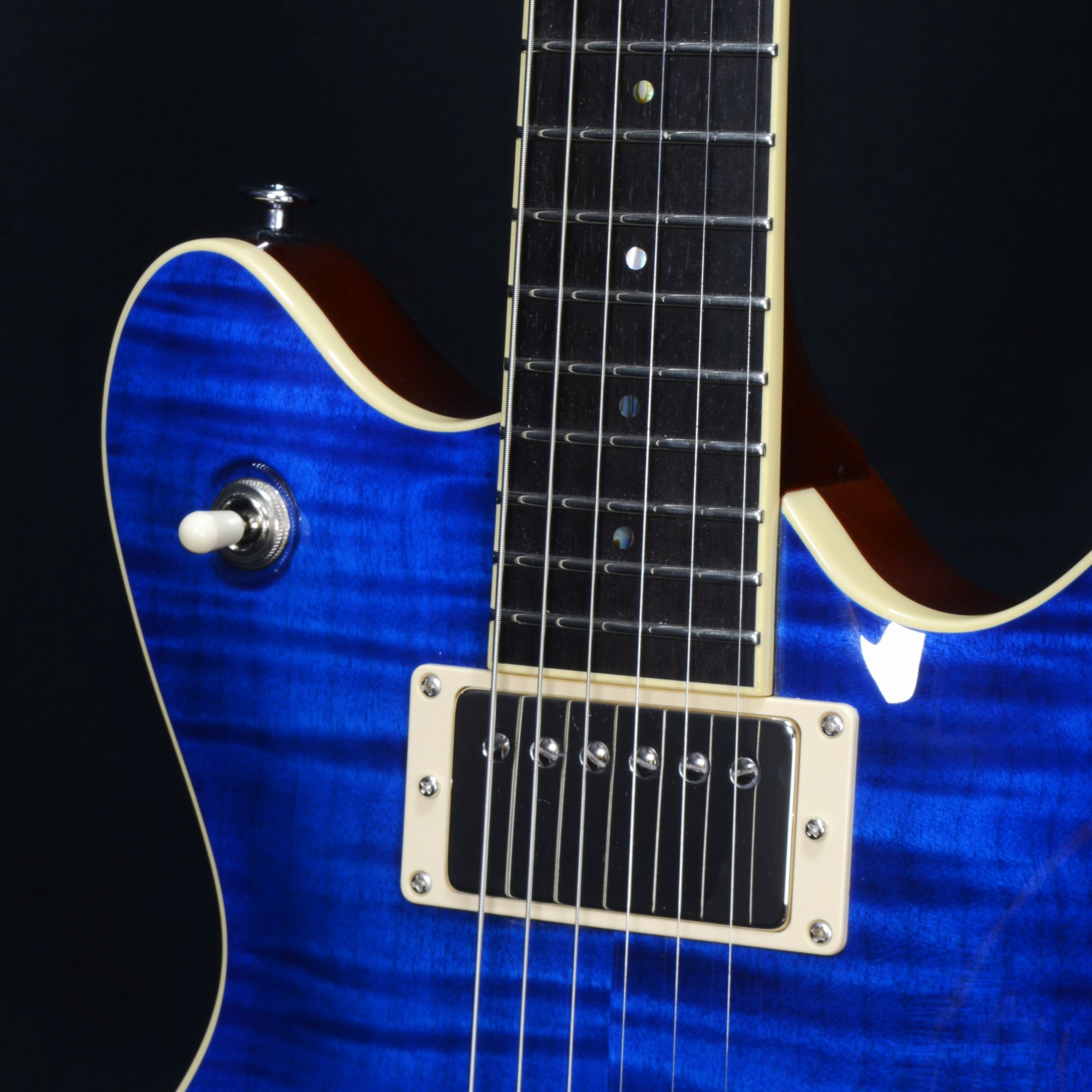 中古】T's Guitars / Arc-STD22 VS100N Trans Blue【御茶ノ水 中古】T's Guitars / Arc-STD22 VS100N Trans Blue【御茶ノ水