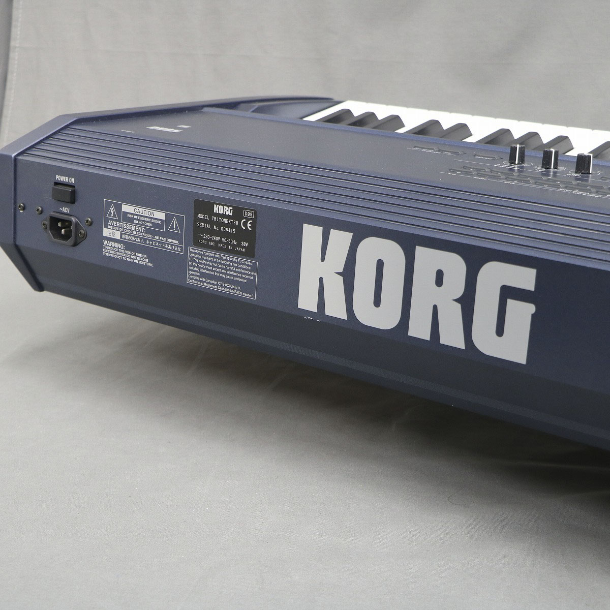 【引き取り限定】KORG TRITON Extreme 88 シンセサイザー 真空管シンセサイザー TRITON Extreme（TRITONEXT88）