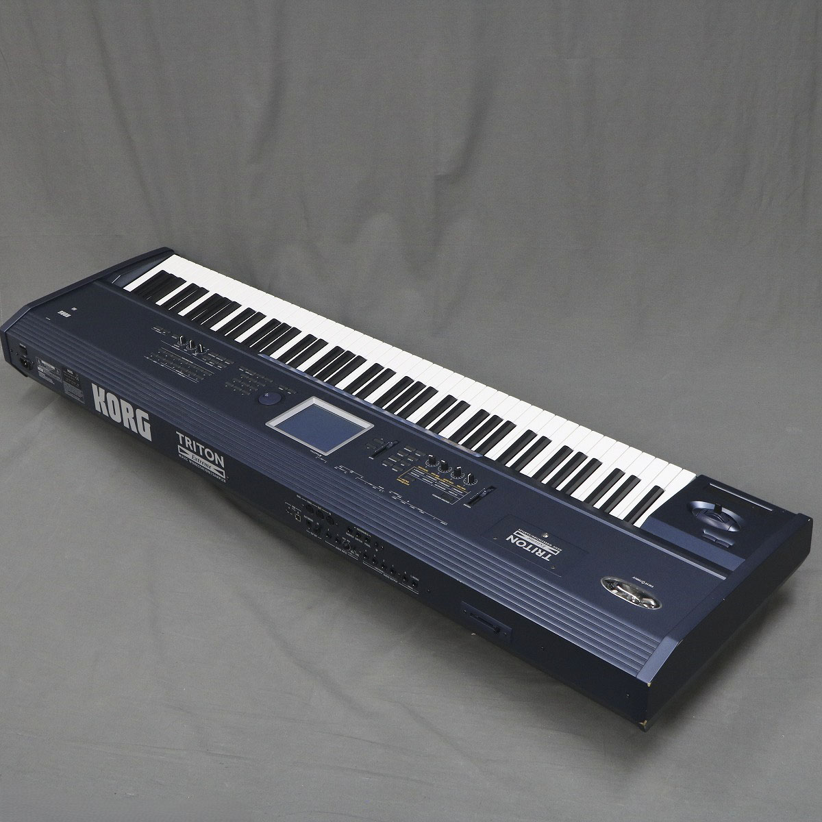 【引き取り限定】KORG TRITON Extreme 88 シンセサイザー 中古】 KORG / TRITON Extreme 88 【御茶ノ水本店】【6/24