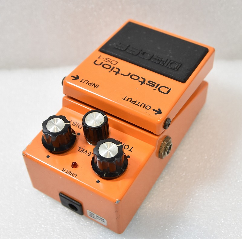 中古】BOSS / DS-1 / Distortion / Made in Japan (黒ネジ) ACA 中古】BOSS / DS-1 / Distortion / Made in Japan (黒ネジ) ACA