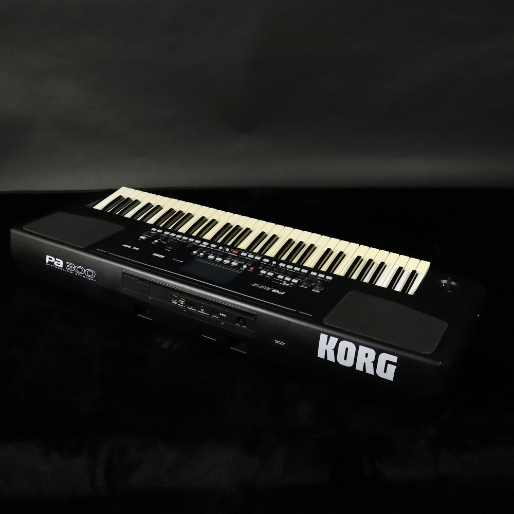 中古】KORG / Pa300 Professional Arranger 【梅田店
