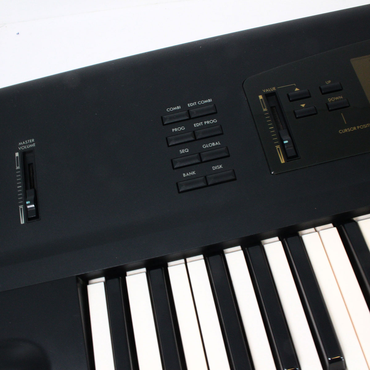 中古】 KORG / 01 W FD Music Workstation 61Keys 【渋谷店