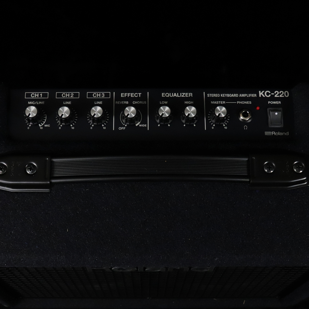 中古】Roland / KC-220 Battery Powered Stereo Keyboard