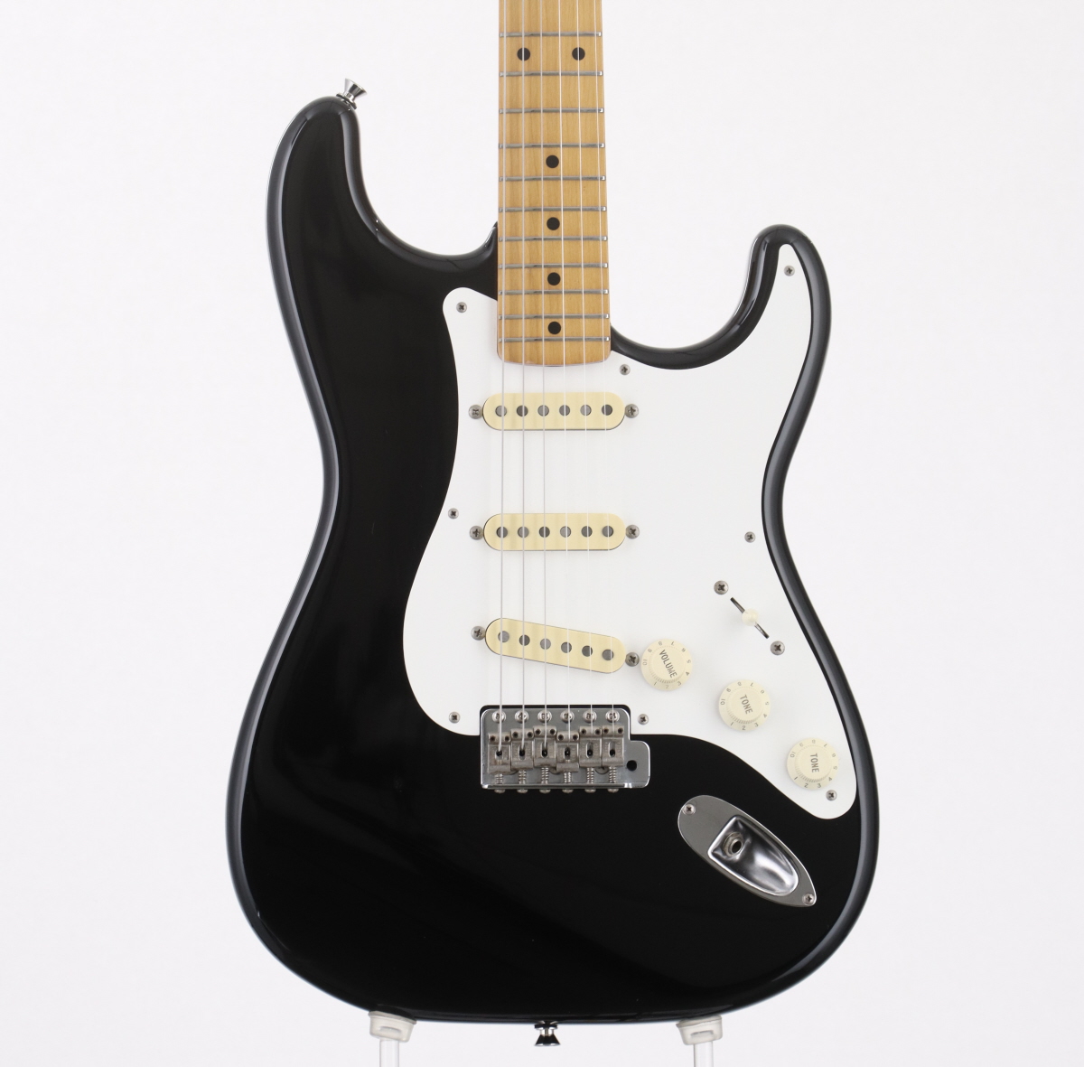 Fender Japan ストラト ST-500VR Refinish 中古品 Fender Japan ストラト ST-500VR Refinish 中古品