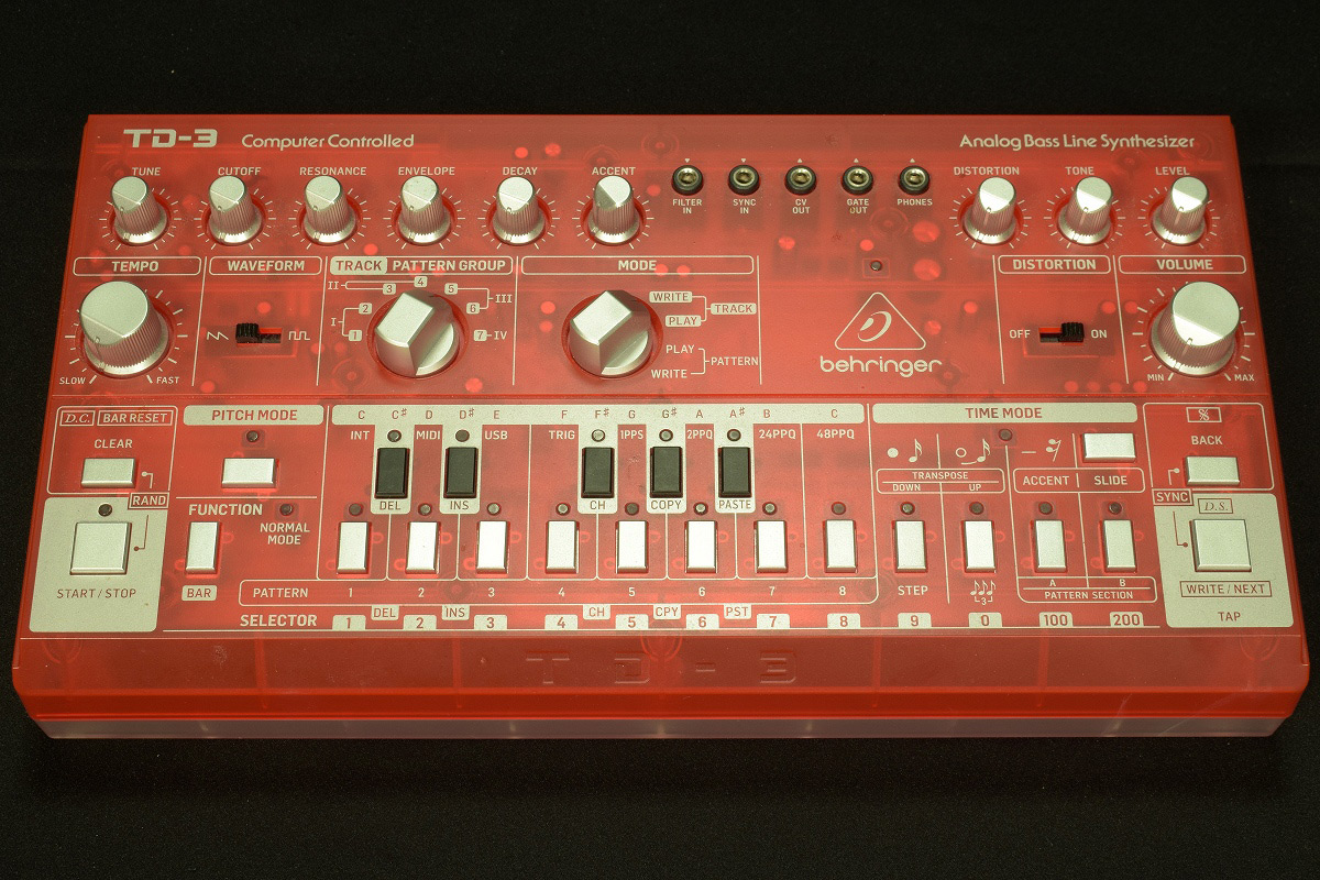 Behringer TD-3-SB アナログシンセサイザー 元箱・付属品付き Behringer TD-3 | アナログ ベースライン シンセサイザー