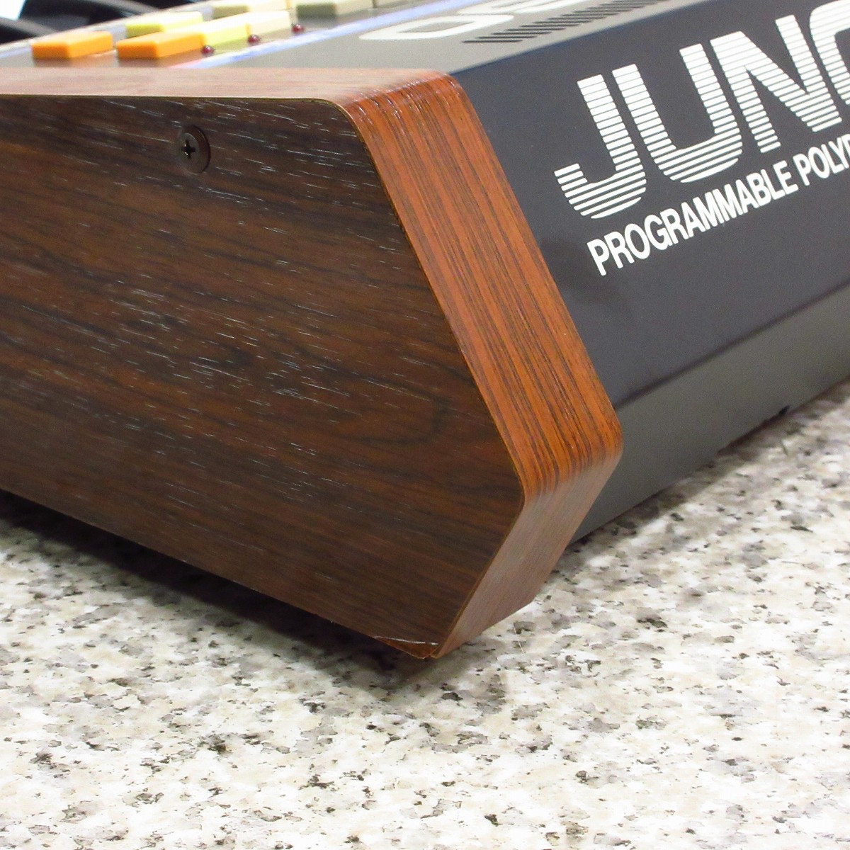 【未使用品】JUNE-60 中古】Roland / JUNO-60 