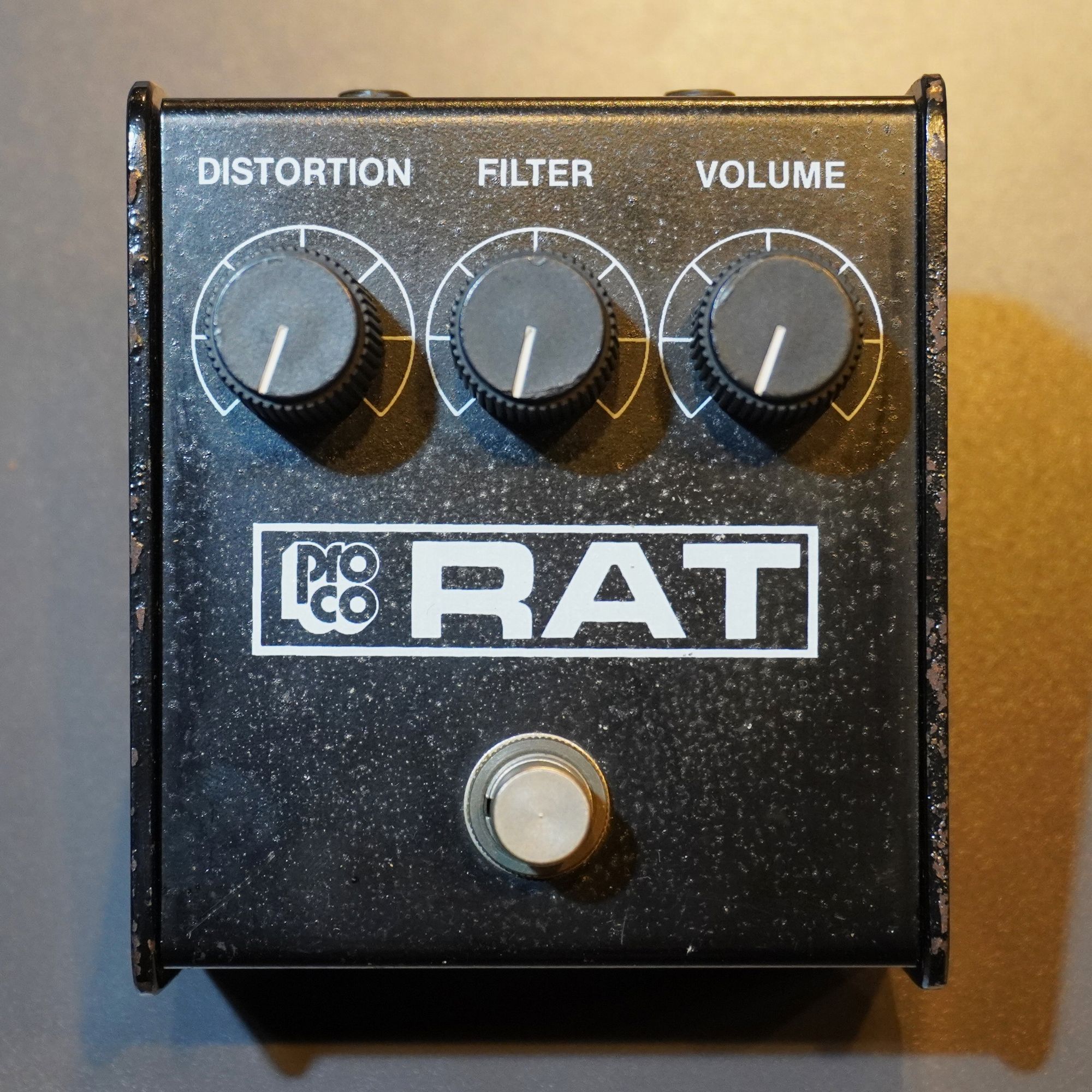 【新古品】Proco / Rat Original (一回のみ使用) Pro-co イケベオリジナル RAT II White 【限定品】 ｜イケベ楽器