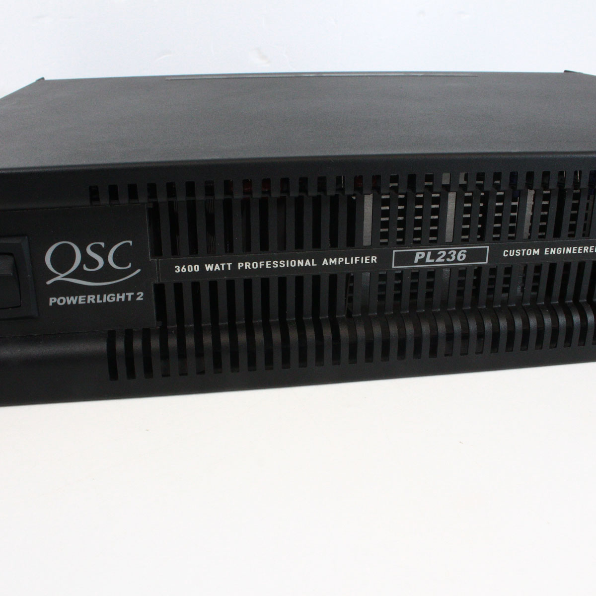 QSC PL236 パワーアンプ QSC PL236 パワーアンプ