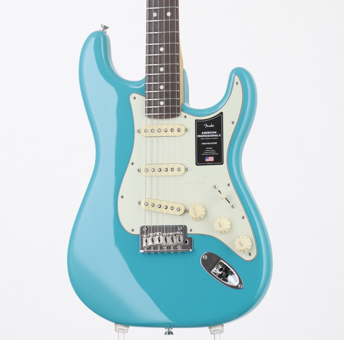 【ほぼ新品特価】Fender アメプロ II ストラト Fender USA American Professional II Stratocaster (Dark Night