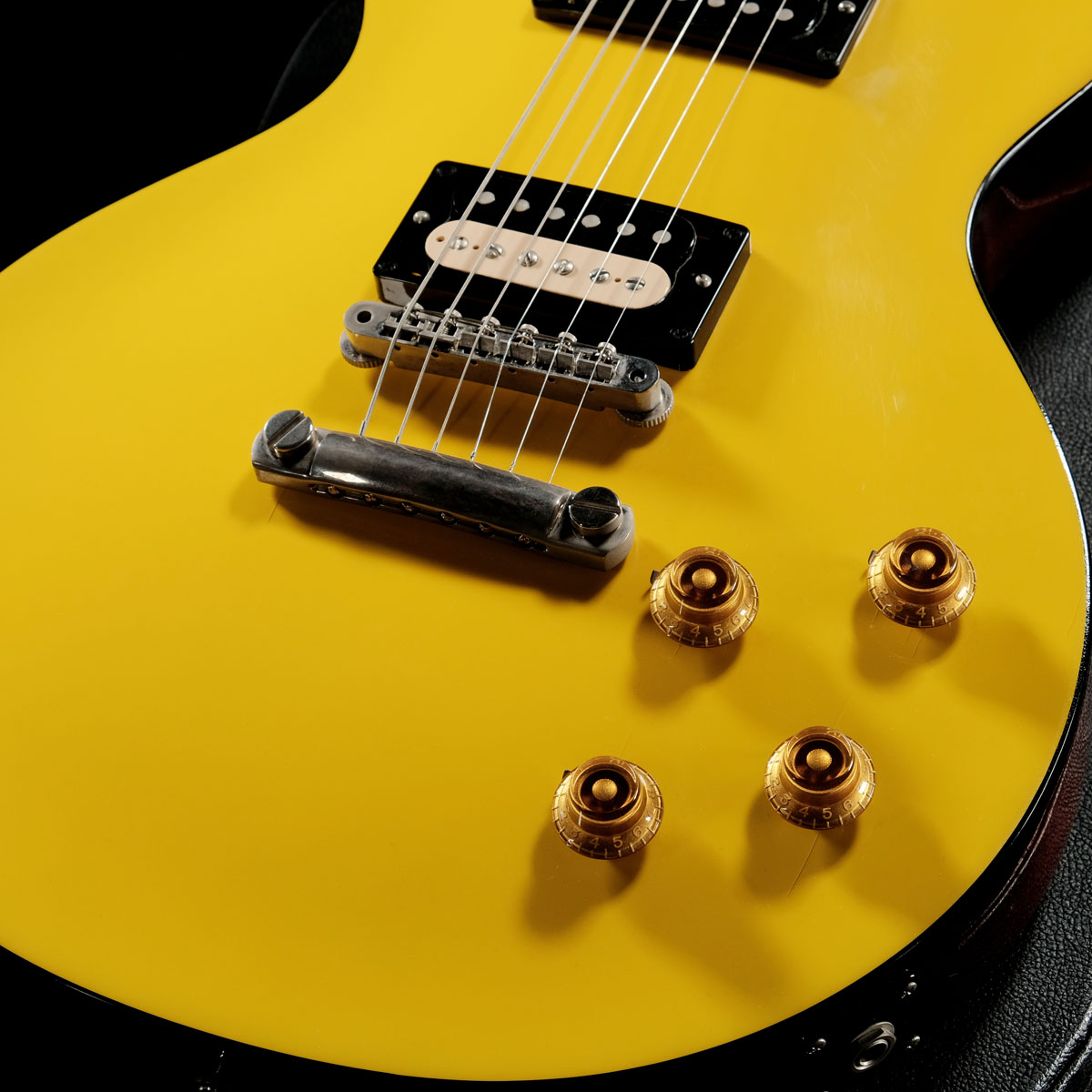 TAK MATSUMOTO／松本孝弘 モデル キャナリーイエロー 駅南やまご質店オンラインショップ / ギブソン USA Gibson USA