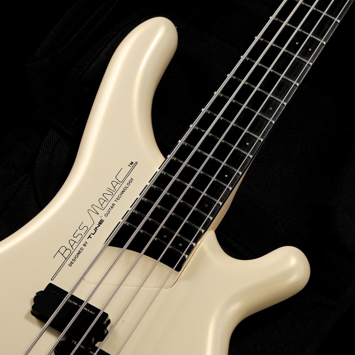 TUNE 5弦ベース ・TUNE TB-05WJ-A 中古】TUNE / TB-05 PJ Pearl Snow White 【渋谷店】 | イシバシ楽器