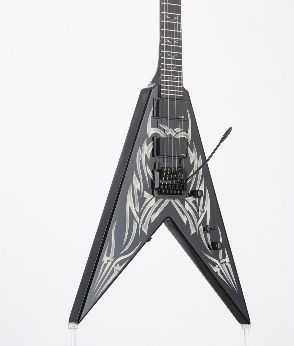 中古】B.C.Rich / Kerry King Signature V KKSVGT Black w/White