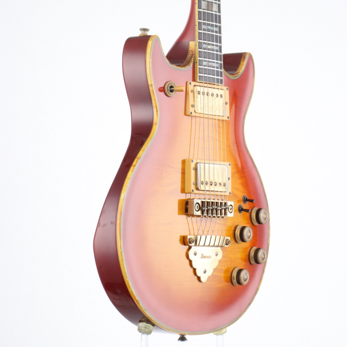 中古】Ibanez アイバニーズ / Artist AR300 Cherry Sunburst