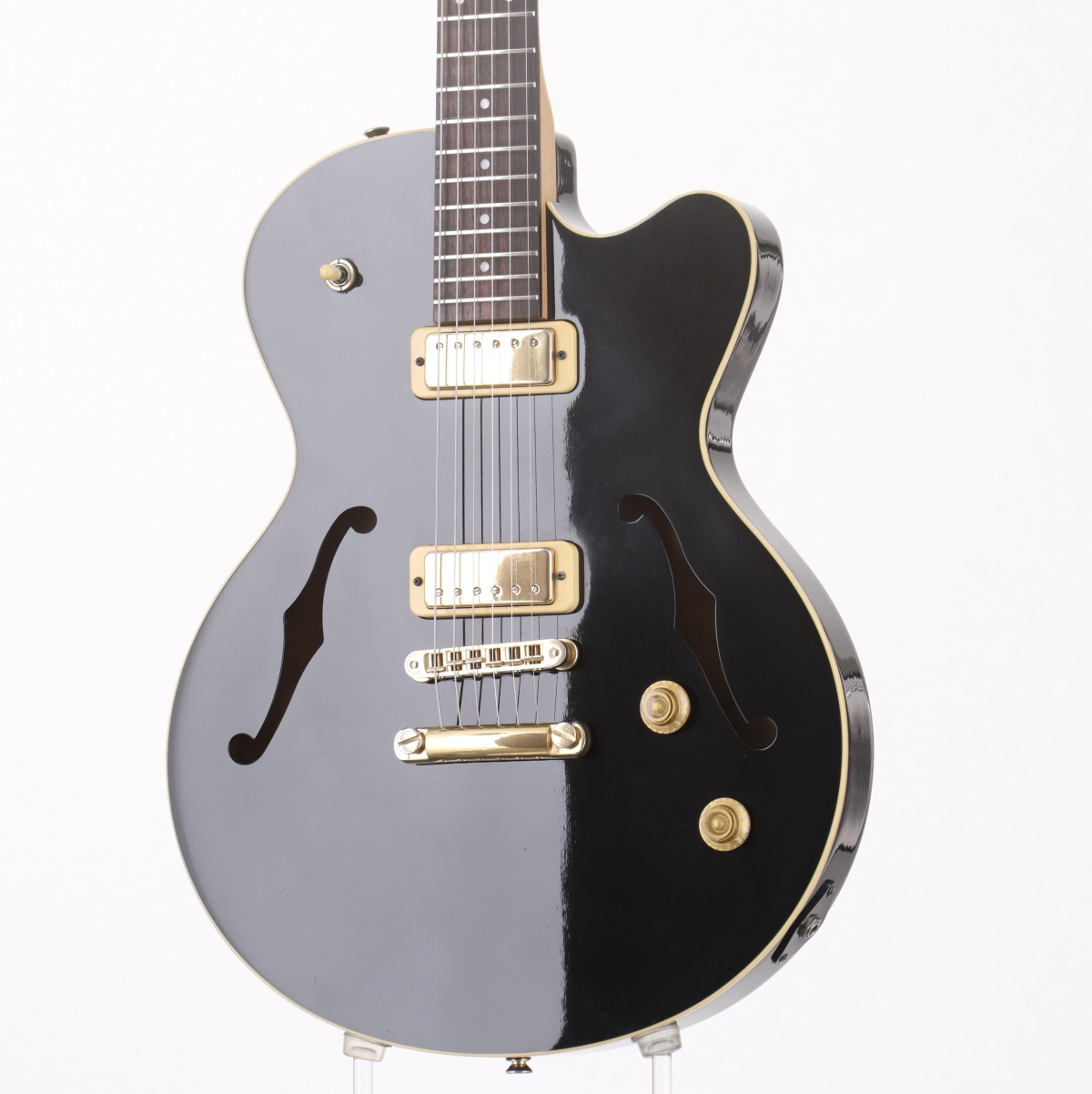 YAMAHA AEX520 セミアコ　中古品 YAMAHA AEX520 セミアコ 品