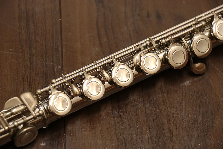 MURAMATSU ムラマツ M-120 フルート 管楽器 メンテナンス済み 中古】MURAMATSU / フルート M-120 頭部管銀製 全タンポ交換済み