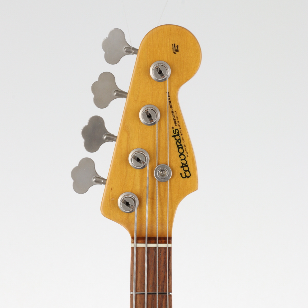 ベース Edwards / E-PB-83R/LT Vintage White 中古】Edwards / E-PB-83R/LT Vintage White 【梅田店