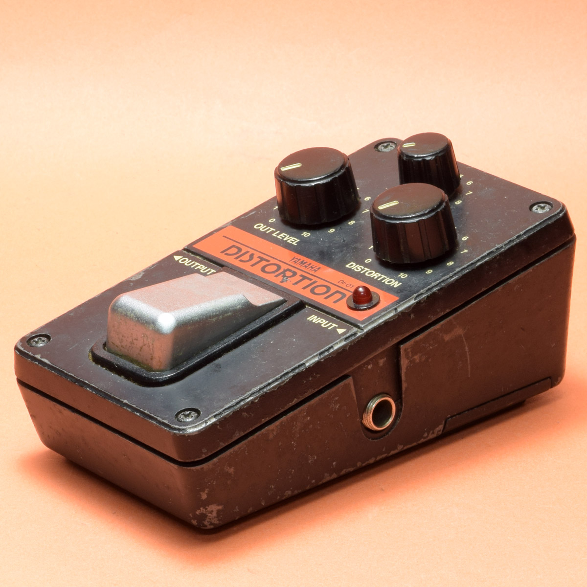 YAMAHA DI-01 Distortion 1980s Vintage Guitar Effect Pedal