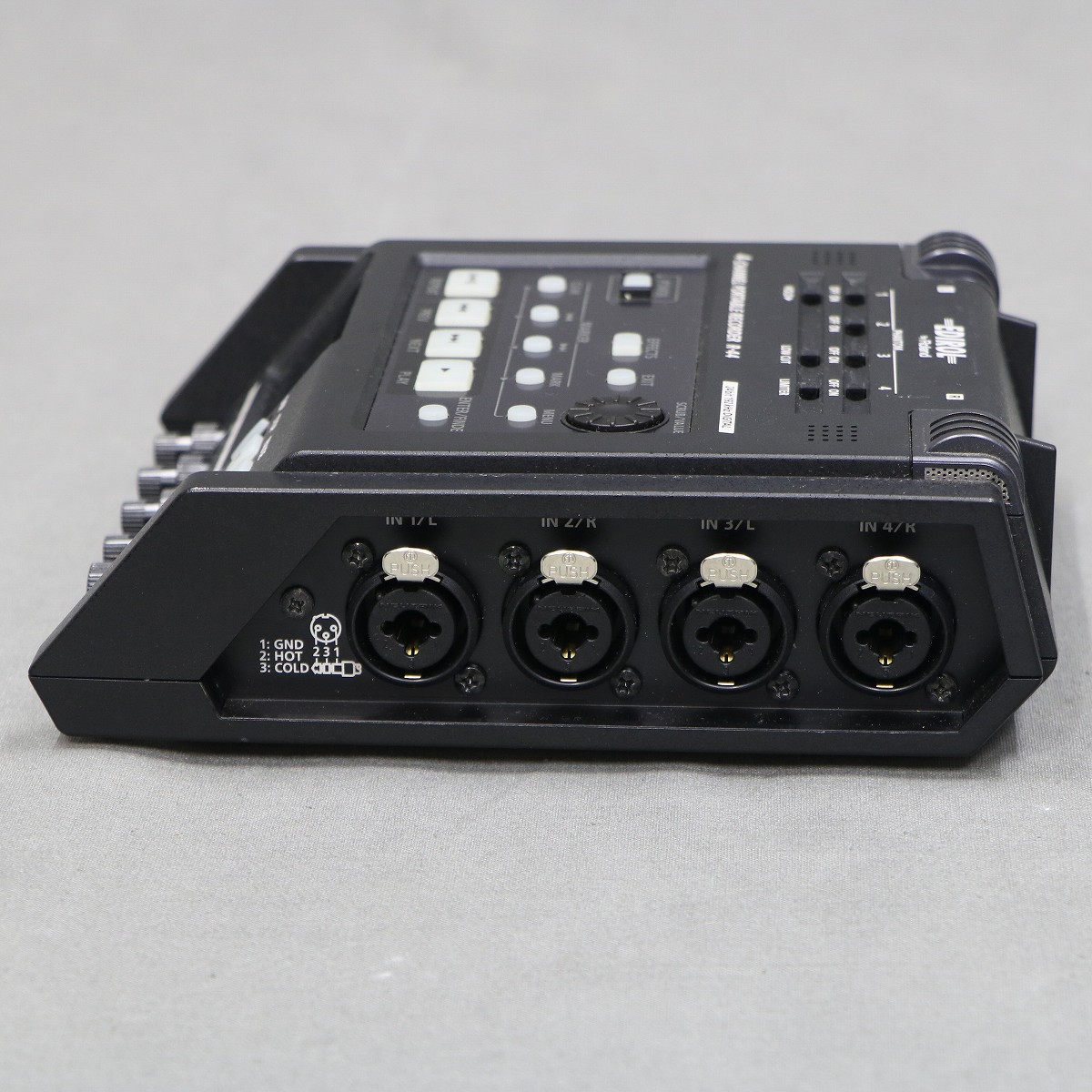 EDIROL R-44 ポータブルレコーダー Edirol / Roland R-44 Solid-State Four-Channel Portable R-44-E