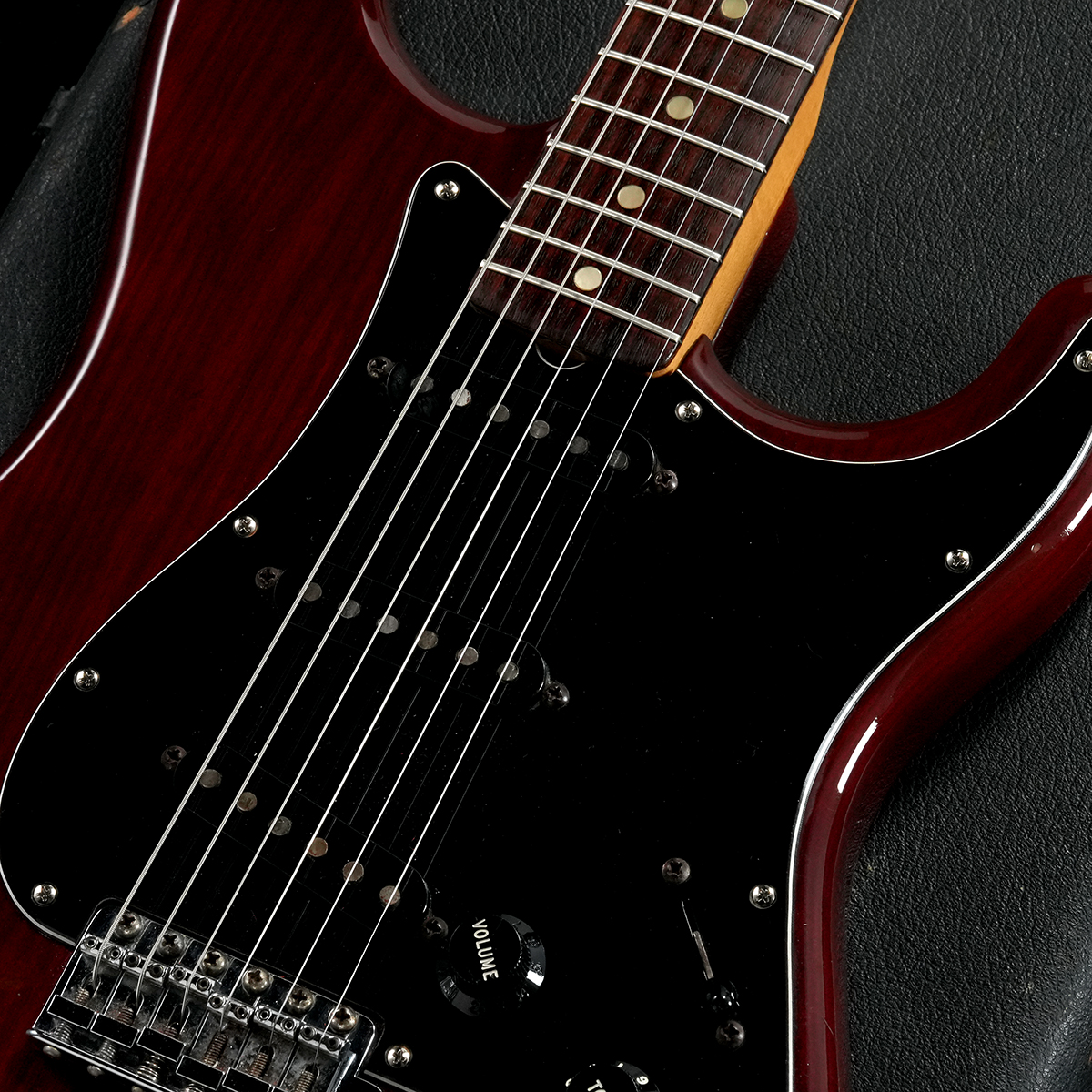 Fender Stratocaster ワインレッド+Plastiqueアンプ Fender-USA フェンダーUSA リード ワインレッド