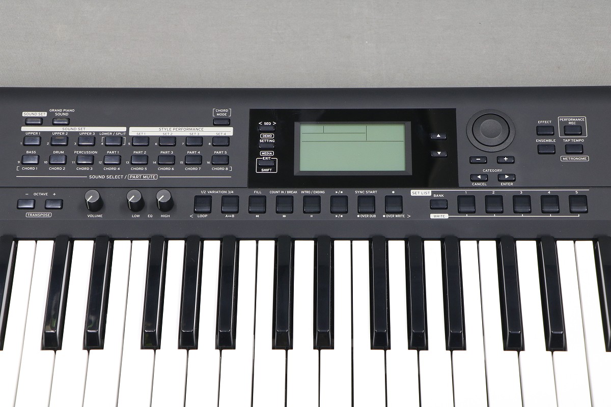 鍵盤楽器 KORG i3 Korg i3 | 高機能でハイコストパフォーマンスのミュージック