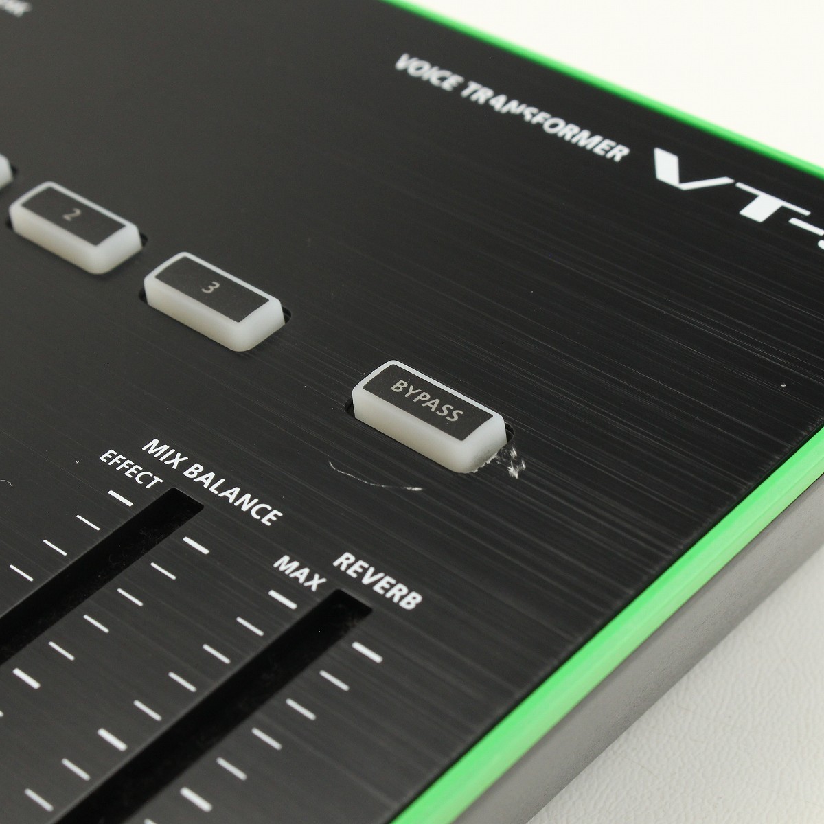 Roland VT-3 VOICE TRANSFORMER 中古 Used Roland VT-3 Vocal Processor | Guitar Center