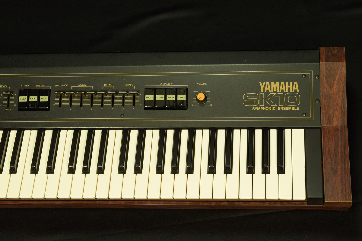 YAMAHA SK10 アナログシンセサイザー Synthchaser #049 - Yamaha SK10 Symphonic Ensemble Servicing