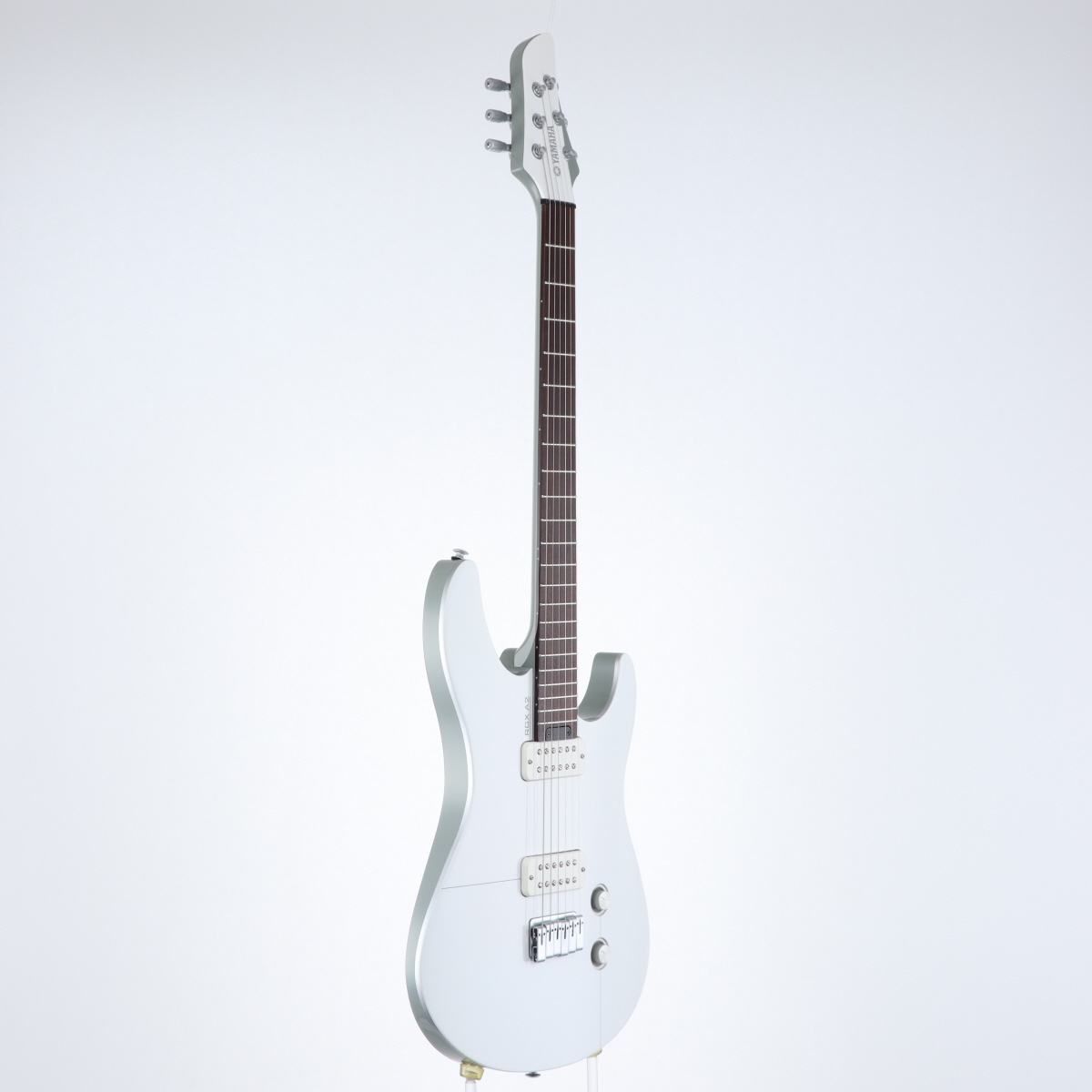 中古】YAMAHA ヤマハ / RGXA2 White | イシバシ楽器