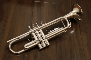 イシバシ楽器　トランペット　セット 80-481012100-8084_1.jpg