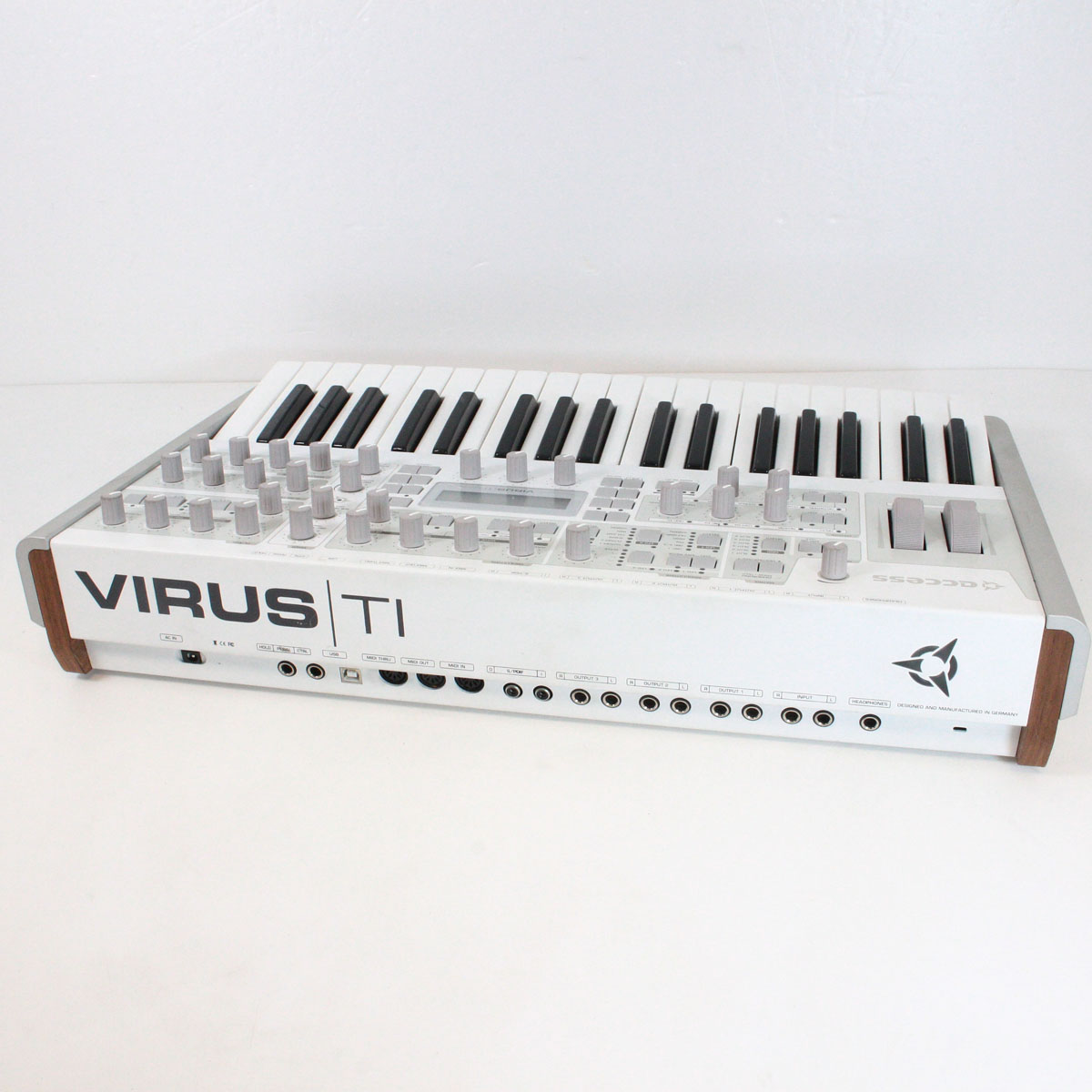 鍵盤楽器 ACCESS VIRUS TI2 polar Access Virus TI2 Polar Keyboard Synthesizer - Polar White
