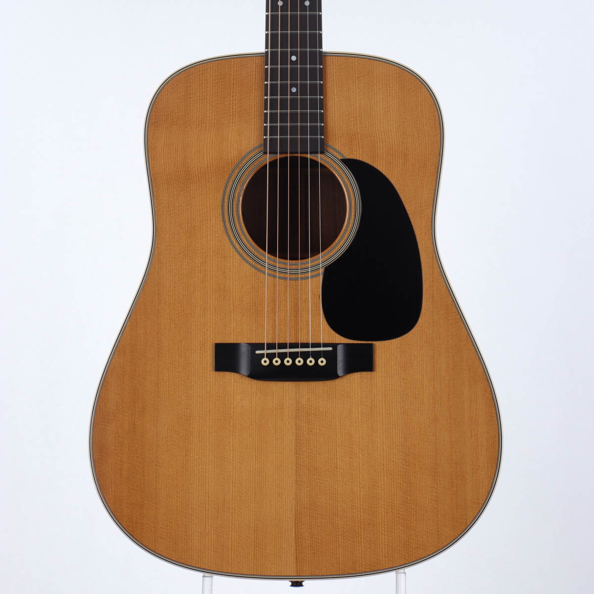 Martin D-28 standard PU付き　美品ハードケース付き standard series