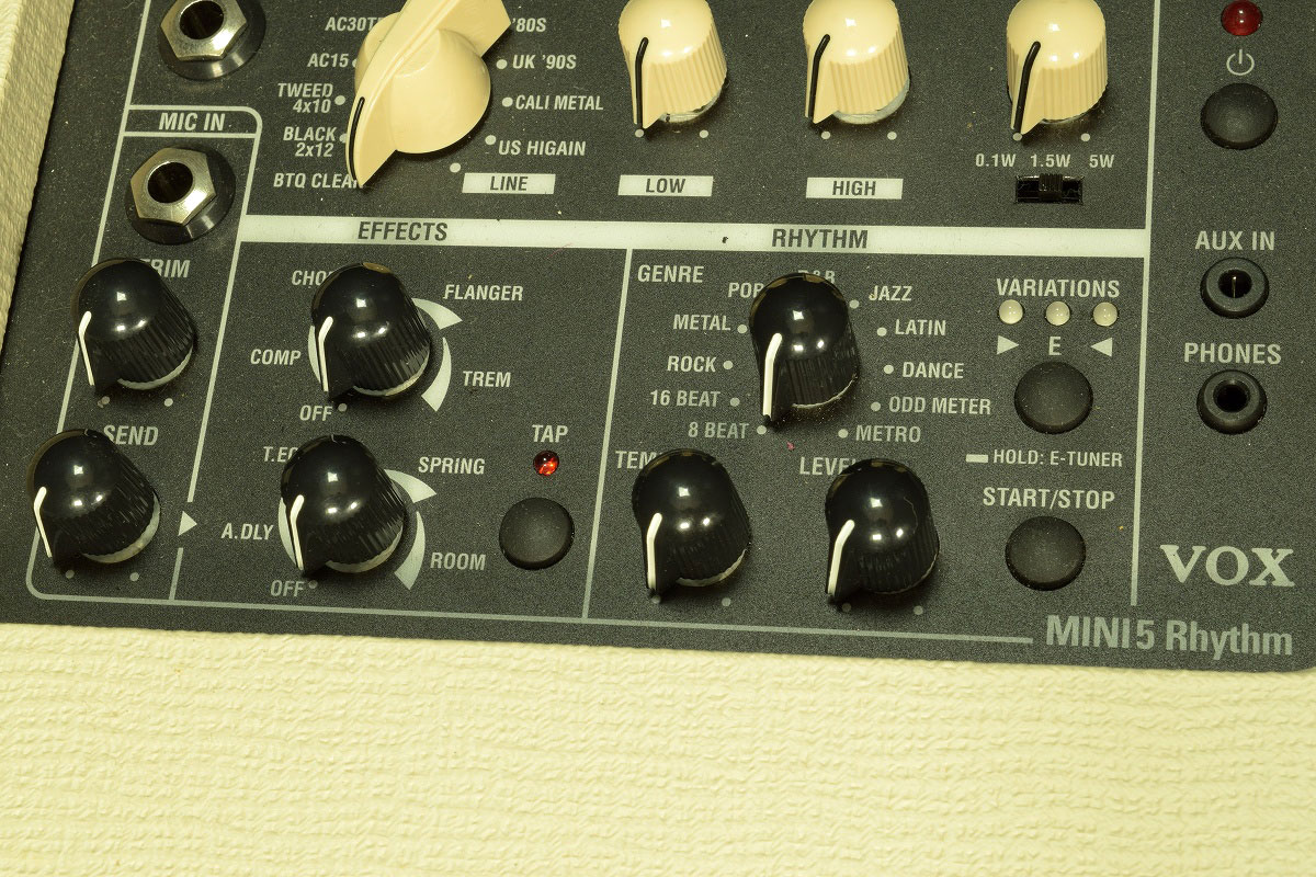 VOX MINI5 Rhythm ギター用アンプ アイボリー アンプ】新春祝いお買い得セール VOX 「Mini5 Rhythm」｜島村