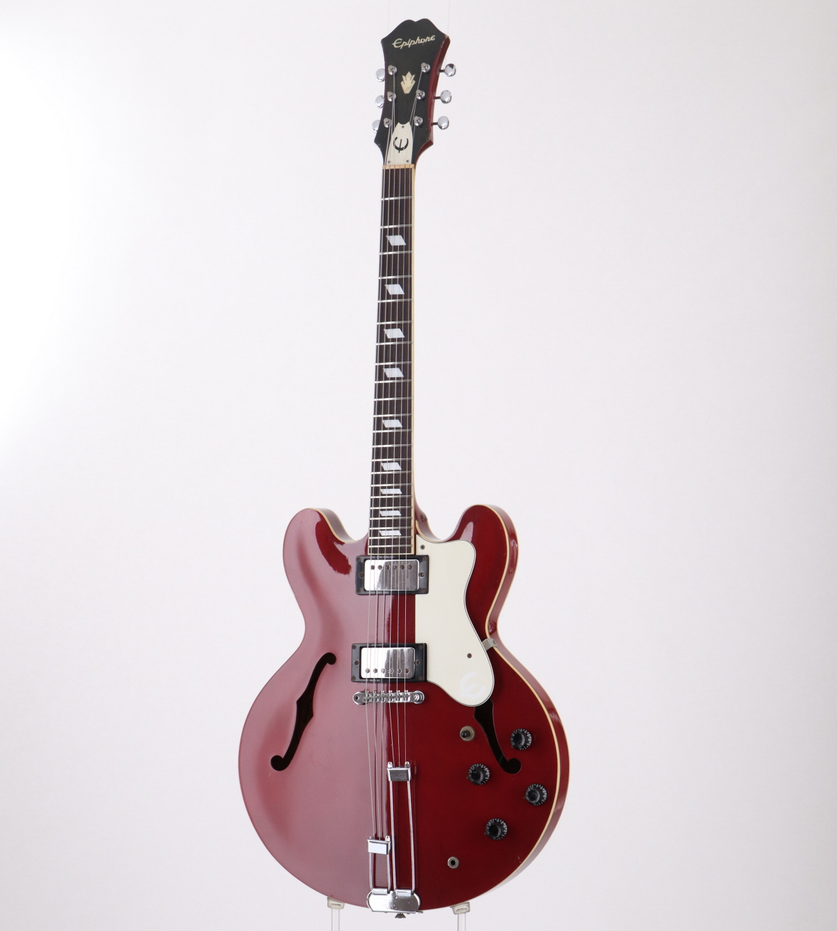 8/19限定1万円値引き！Epiphone Rivieraセミアコ　使用1年未満 Epiphone Riviera Royal Tan セミアコギター リビエラ