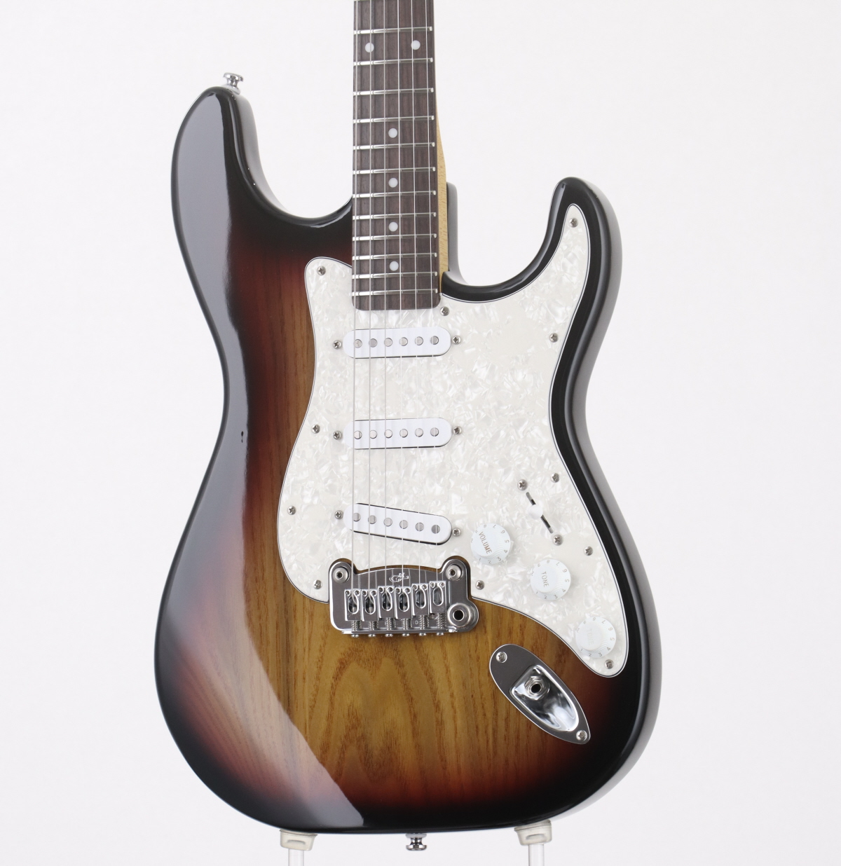 中古】G&L / Tribute Series LEGACY 3-Tone Sunburst ［3.99kg