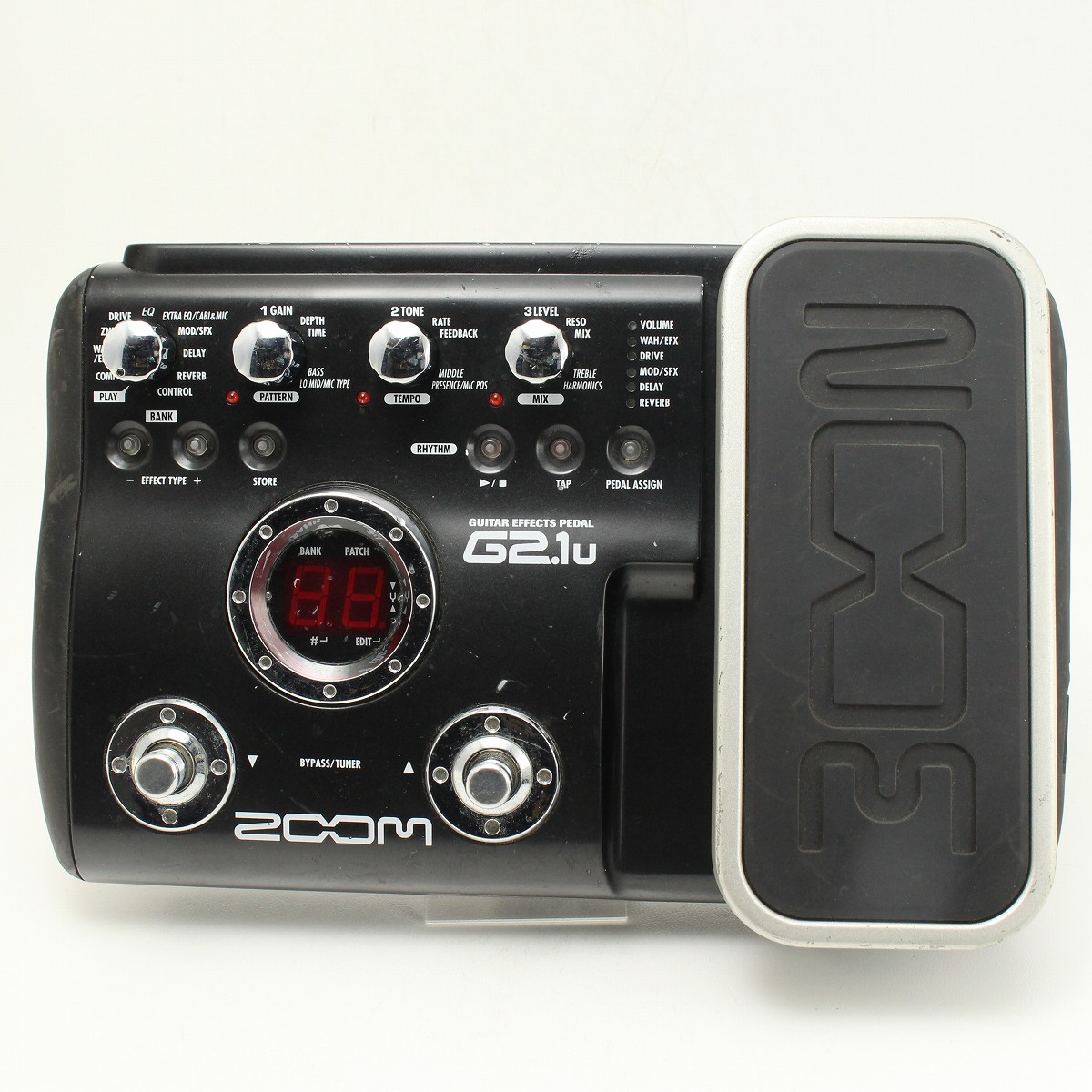 Zoom G2 FOUR 本体 G2FOUR & G2X FOUR Effects & Amp Emulator | ZOOM