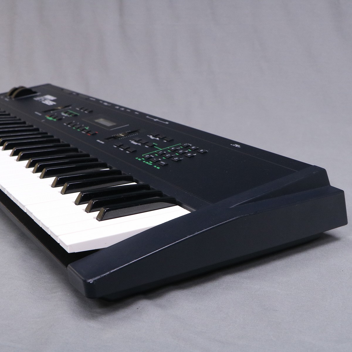 YAMAHA SY55 / ヤマハ　シンセサイザー　スタンド付き　送料無料 Yamaha SY-55 SY55 61-Key Keyboard / Synthesizer Synth