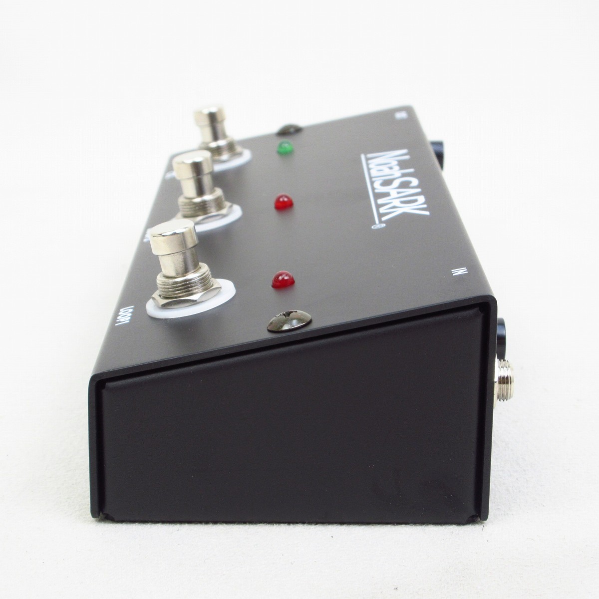 ギター noah'sark TBSW True-Bypass Switcher 中古】Noah'sark / TBSW-4 True Bypass Switcher with Buffer