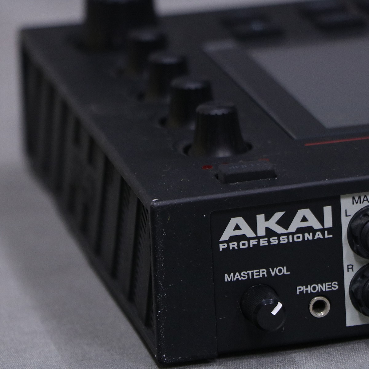中古】 AKAI / MPC Live 【御茶ノ水本店】 | イシバシ楽器