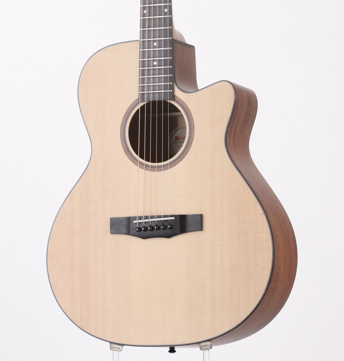 極美品　Morris S-60 NAT アコースティックギター　セミハードケース 極美品 Morris S-60 NAT アコースティックギター セミハード
