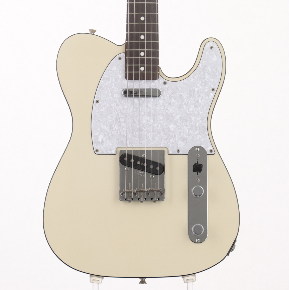 Fender Japan JB-STD Vintage White バター Fender Japan Stratocaster 1996 Vintage White Guitar For Sale
