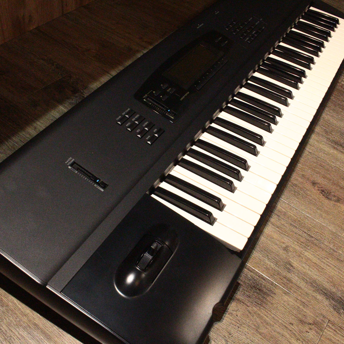 KORG 01/W FD 中古 メンテナンス済 ビンテージ シンセ 中古】 KORG / 01/W FD music workstation 61Keys 【渋谷店