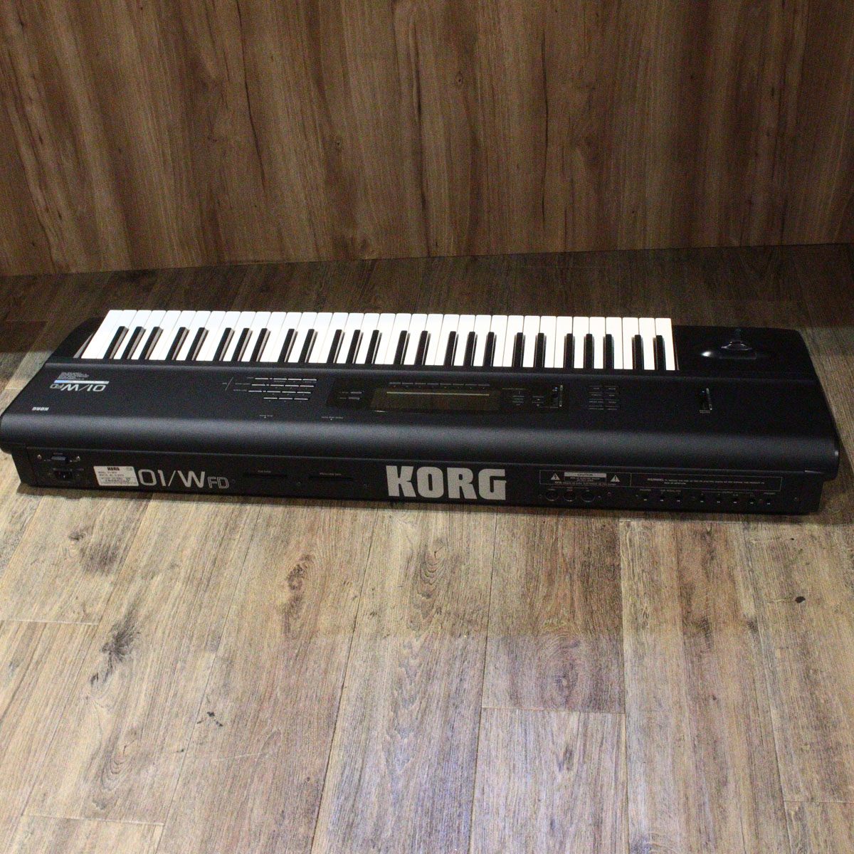 中古】 KORG / 01/W FD music workstation 61Keys 【渋谷店