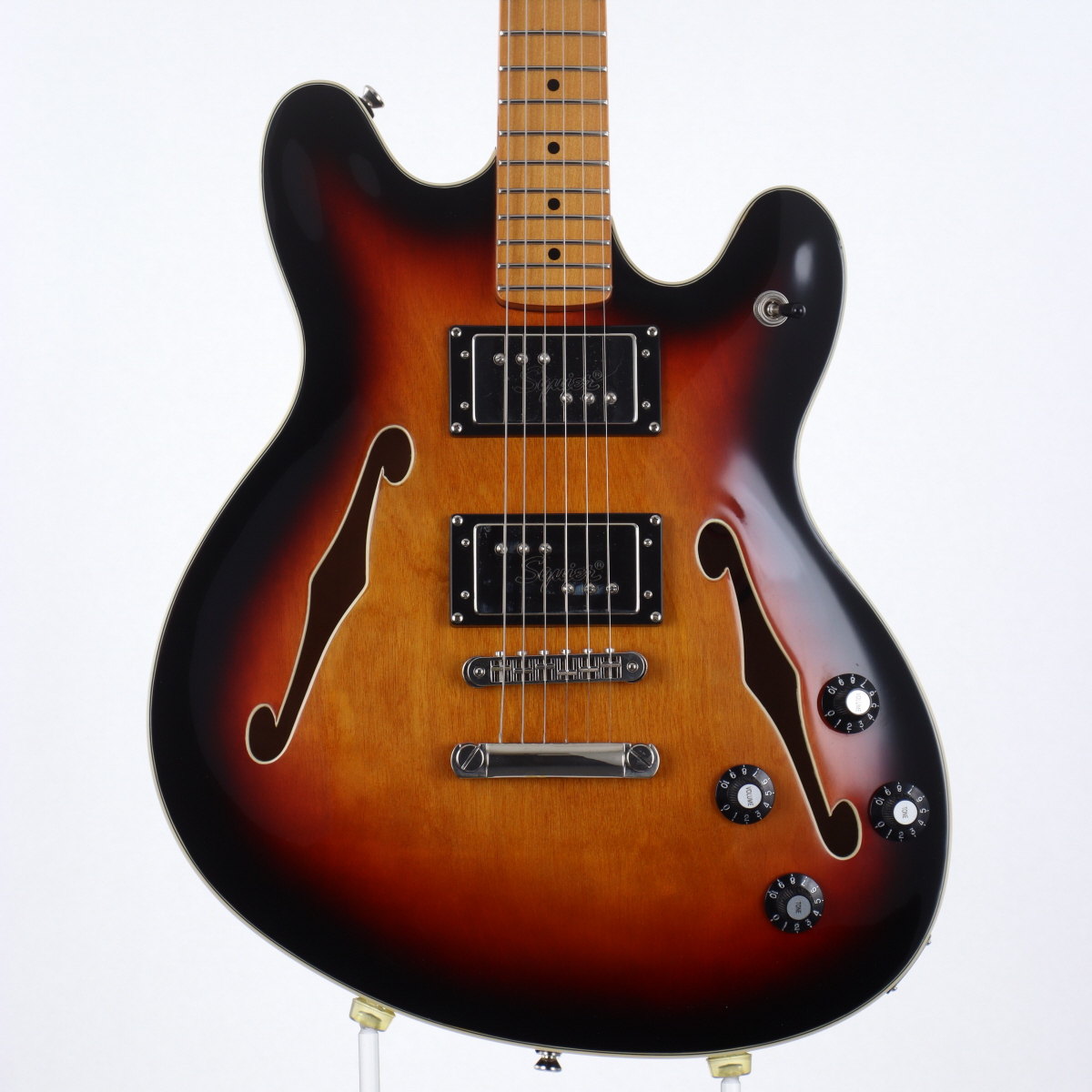 SQUIER STARCASTER 3sunburstで未使用に近い美品です。 SQUIER ( スクワイヤ ) Classic Vibe Starcaster 3-Color