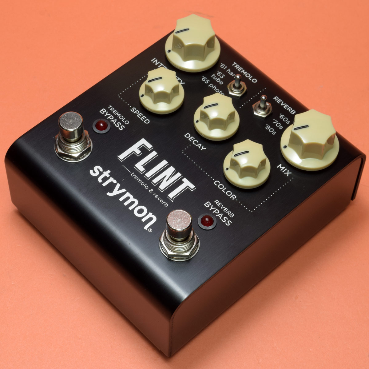 Strymon FLINT v1 トレモロ＆リバーブ strymon | FLINT（Gen1） | トレモロ＆リバーブ | 生産完了品