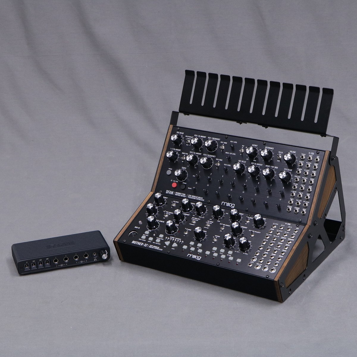 中古】 MOOG / Sound Studio Mother-32 & DFAM 【キーボード