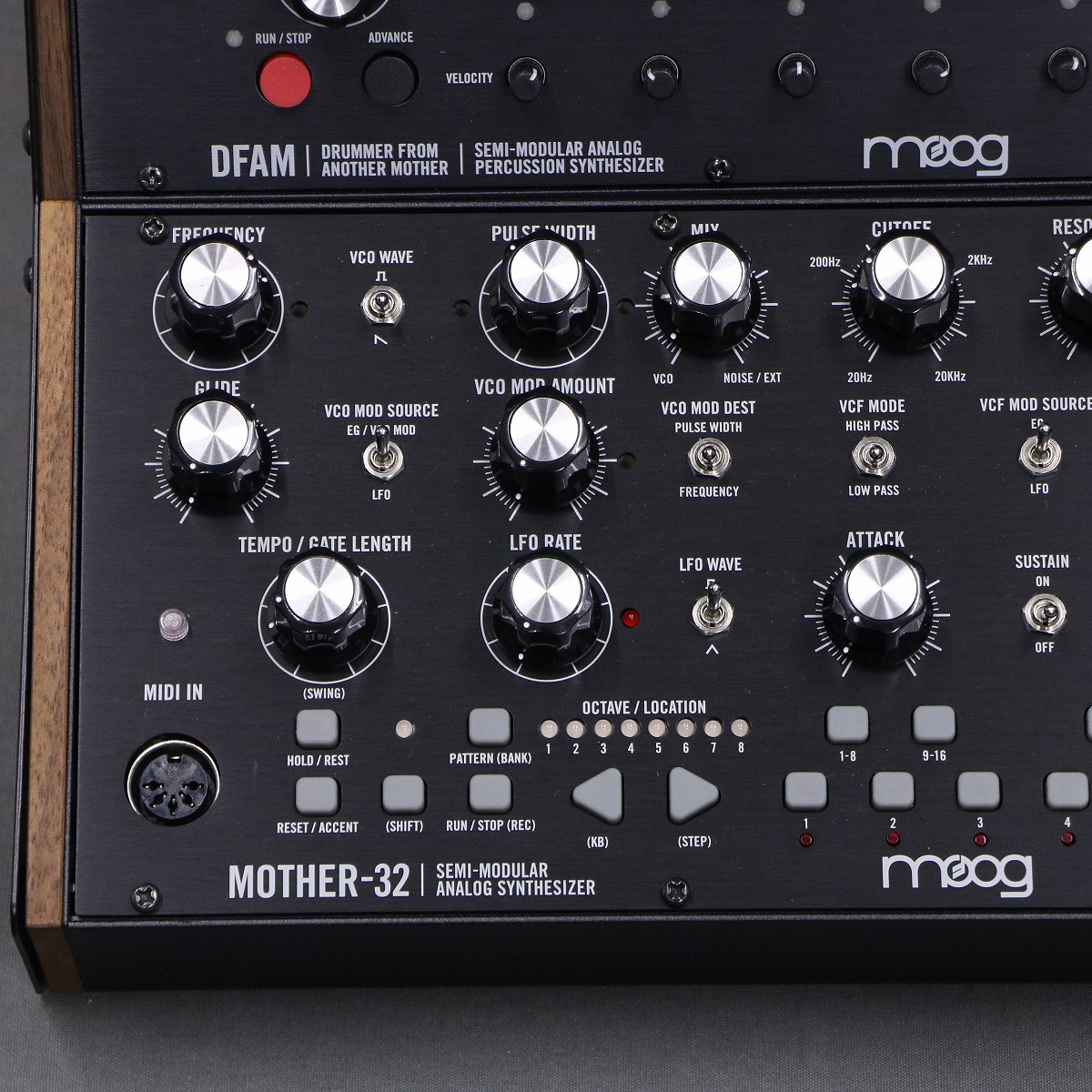 中古】 MOOG / Sound Studio Mother-32 & DFAM 【キーボード