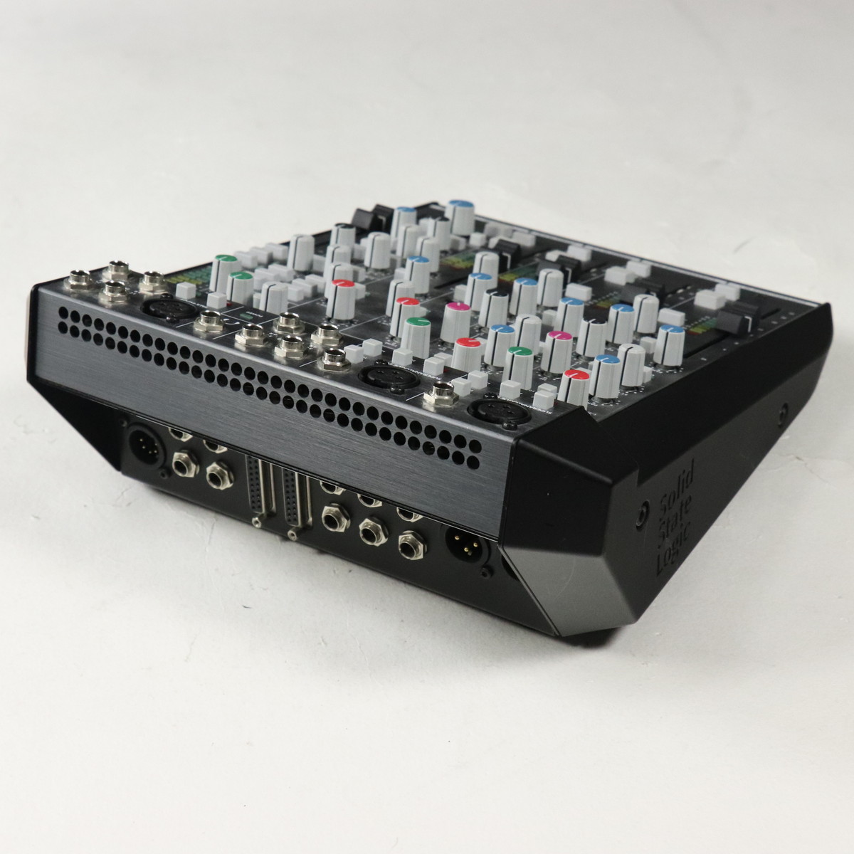 SSL(Solid State Logic) / SiX(国内正規品) SSL(Solid State Logic) SiX (国内正規品)(エスエスエル