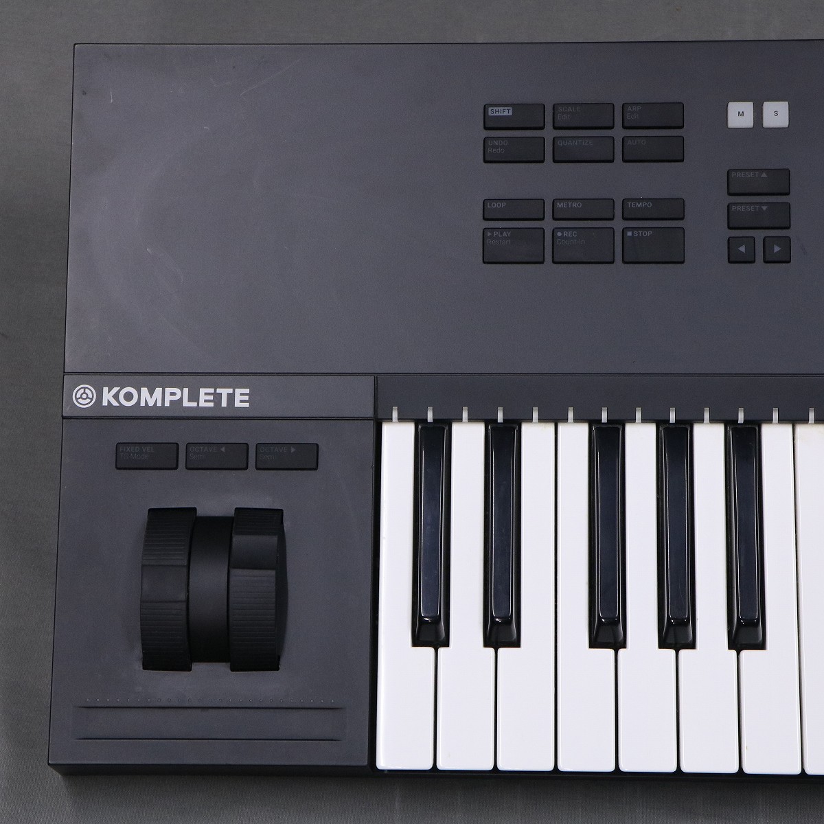 NI KOMPLETE KONTROL S49 MK2 (元箱無 ID譲渡可) 2025年最新】komplete kontrol s49 mk2の人気アイテム - メルカリ