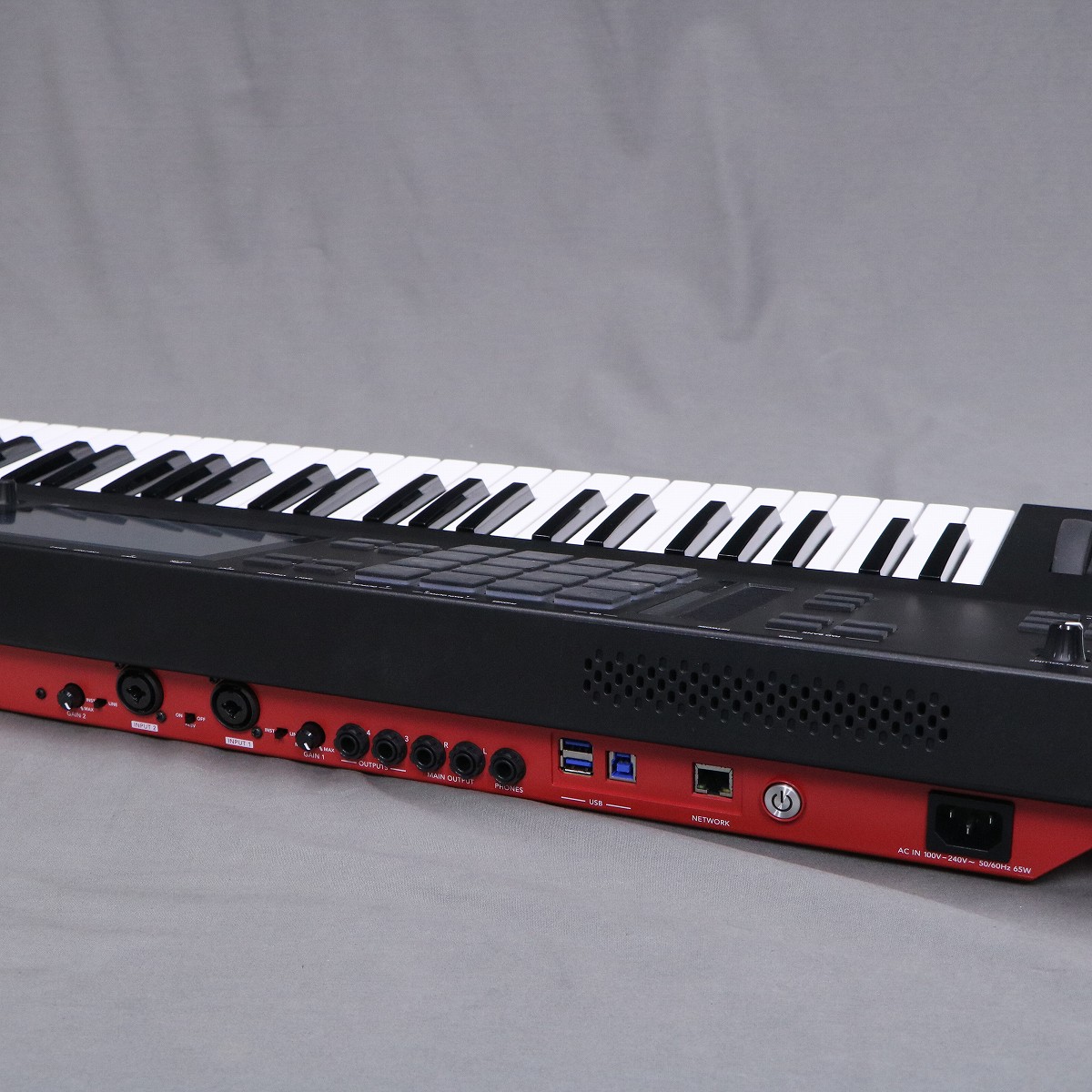 AKAI MPC STUDIO 【中古】 607da3e2-1f00-40dc-8650-