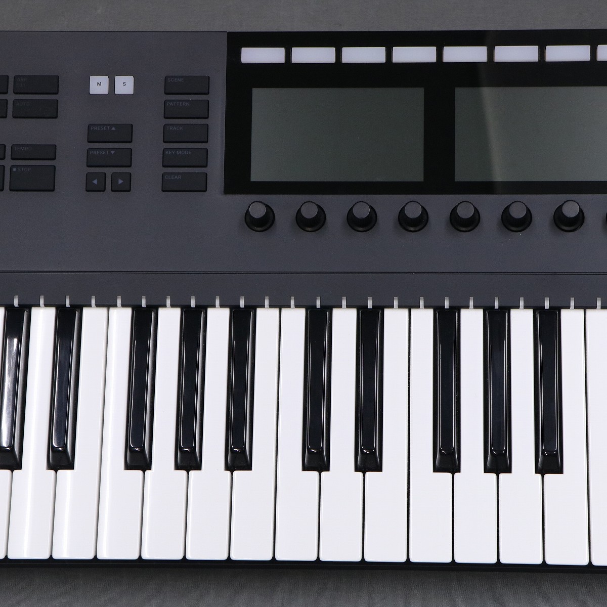 中古】 NATIVE INSTRUMENTS / KOMPLETE KONTROL S61 Mk2
