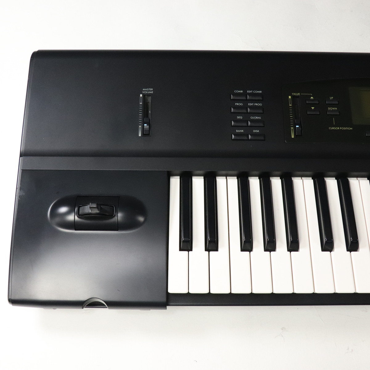 中古】KORG / 01/W FD Music Workstation 61Keys 【梅田店